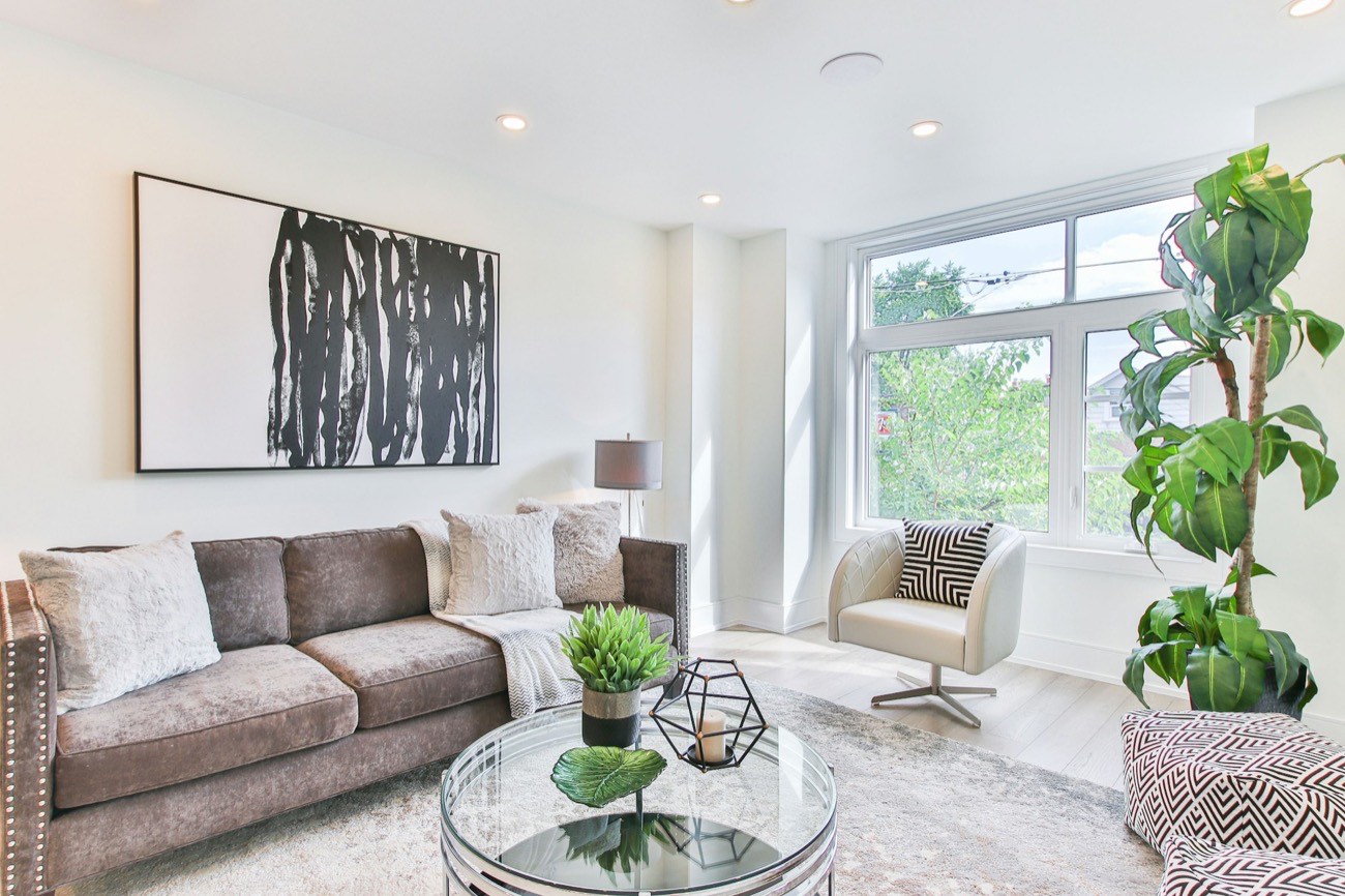 A prepared living room in a Philadelphia rowhome
